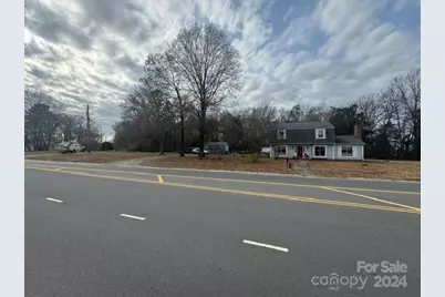 9565 Rocky River Road, Harrisburg, NC 28215 - Photo 11