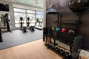 2546 Perimeter Pointe Pkwy, Charlotte, NC 28217 - Photo 21