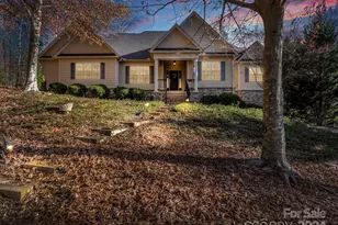 148 Courtland Ct, Lake Lure, NC 28746 - Photo 1