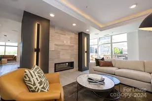 425 W Trade St, Charlotte, NC 28203 - Photo 9