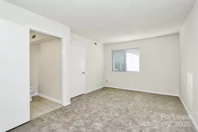 6121 Heathstone Lane #B, Charlotte, NC 28210 - Photo 11