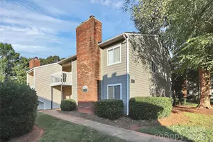 6121 Heathstone Ln, Charlotte, NC 28210 - Photo 1