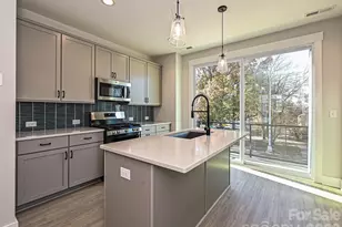 908 Callahan St, Charlotte, NC 28206 - Photo 3