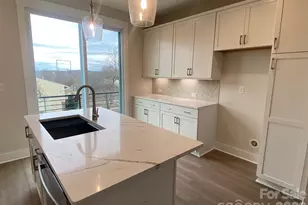 942 Callahan St, Charlotte, NC 28206 - Photo 3