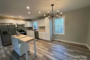 3055 Bedford Ave, Morganton, NC 28655 - Photo 7