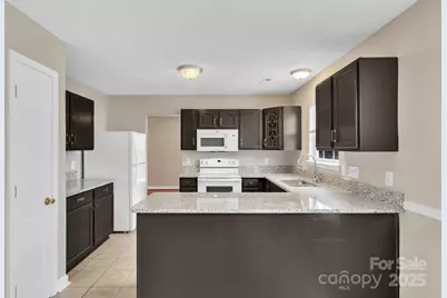 8702 Wood Sorrel Court, Matthews, NC 28105 - Photo 3