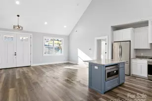 404 High Ridge Dr, Mills River, NC 28759 - Photo 11