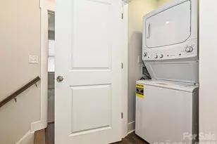 1229 E 34th St, Charlotte, NC 28205 - Photo 17