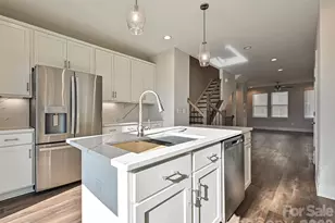 1229 E 34th St, Charlotte, NC 28205 - Photo 5