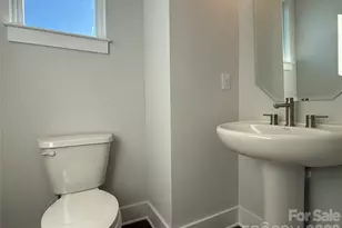 1229 E 34th St, Charlotte, NC 28205 - Photo 9