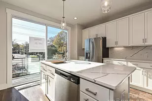 1229 E 34th St, Charlotte, NC 28205 - Photo 5