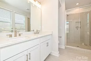 1229 E 34th St, Charlotte, NC 28205 - Photo 17