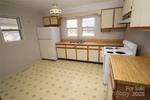 2913 & 2901 Wesleyan Church Rd, Lincolnton, NC 28092 - Photo 13