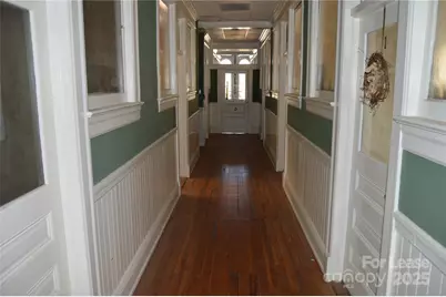 104 Court Street, Statesville, NC 28677 - Photo 5