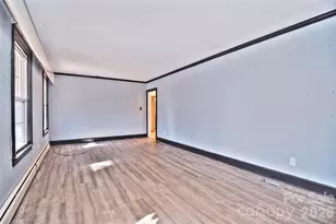 936 23rd Ave NE, Hickory, NC 28601 - Photo 7