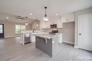 8690 Crestwood Dr, Mount Pleasant, NC 28124 - Photo 5