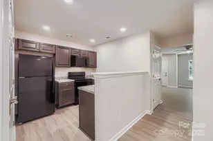 1754 J Julian Ln, Charlotte, NC 28208 - Photo 5