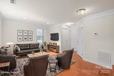 1304 Queen Lyon Court, Charlotte, NC 28205 - Photo 5