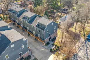 1304 Queen Lyon Ct, Charlotte, NC 28205 - Photo 25