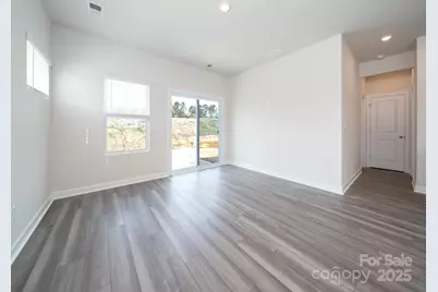 1212 31st Street NE, Conover, NC 28613 - Photo 5