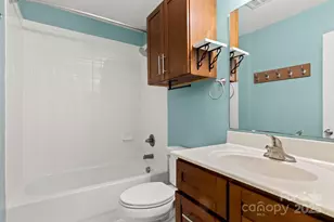 9801 Emerald Point Dr, Charlotte, NC 28278 - Photo 11