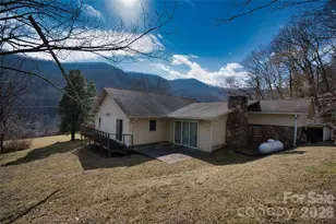 1567 Newfound Rd, Leicester, NC 28748 - Photo 33