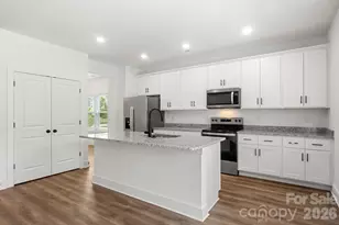 3004 Woodlands Creek Dr, Monroe, NC 28110 - Photo 9