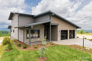 24 S Watchman Dr, Hendersonville, NC 28791 - Photo 5