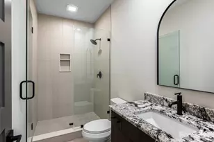 24 S Watchman Dr, Hendersonville, NC 28791 - Photo 37