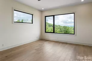 24 S Watchman Dr, Hendersonville, NC 28791 - Photo 25