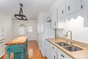 208 Crowfields Dr, Asheville, NC 28803 - Photo 11