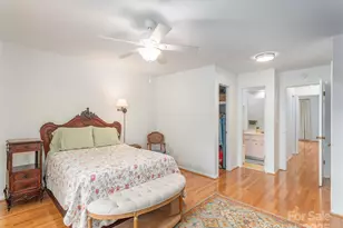 208 Crowfields Dr, Asheville, NC 28803 - Photo 15