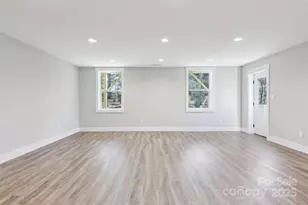 8 Escondido Dr, Asheville, NC 28806 - Photo 15