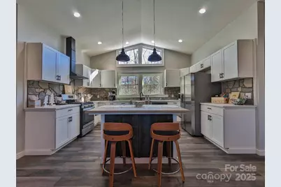 600 Pinewood Drive, Waynesville, NC 28786 - Photo 17