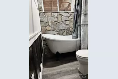 600 Pinewood Drive, Waynesville, NC 28786 - Photo 33