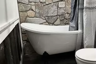 600 Pinewood Dr, Waynesville, NC 28786 - Photo 33