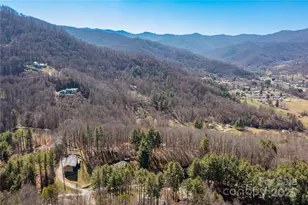 600 Pinewood Dr, Waynesville, NC 28786 - Photo 45
