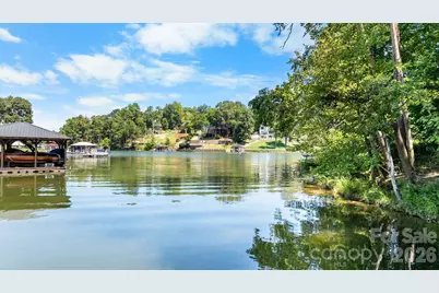 3910 6th Street NW, Hickory, NC 28601 - Photo 7