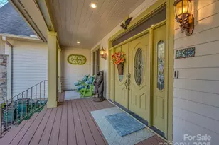 149 Thrashing Rock Dr, Hendersonville, NC 28739 - Photo 3