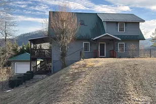 29 Down To Earth Dr, Burnsville, NC 28714 - Photo 5