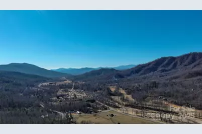 60 E Valley View Drive, Marion, NC 28752 - Photo 3