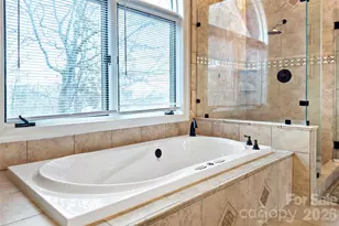 60 E Valley View Dr, Marion, NC 28752 - Photo 33