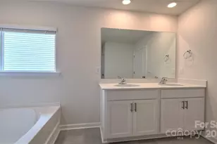 842 Adelston Ln, Asheville, NC 28804 - Photo 11