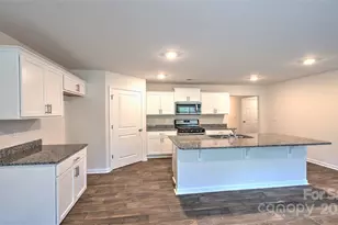 842 Adelston Ln, Asheville, NC 28804 - Photo 7