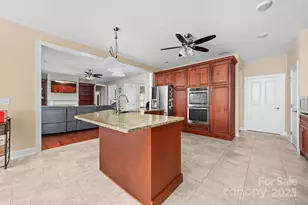 2865 Scarborough Ct, Gastonia, NC 28054 - Photo 9