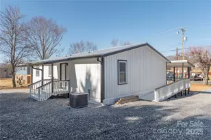 6166 Old Clyde Rd, Canton, NC 28716 - Photo 3