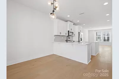 1122 Pegram Crossing Drive, Charlotte, NC 28205 - Photo 11