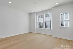 1122 Pegram Crossing Dr, Charlotte, NC 28205 - Photo 25