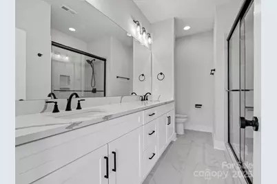 1122 Pegram Crossing Drive, Charlotte, NC 28205 - Photo 21