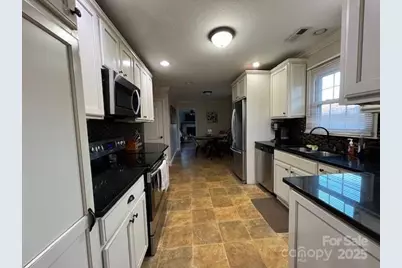 2639 Fairview Road, Nebo, NC 28752 - Photo 7